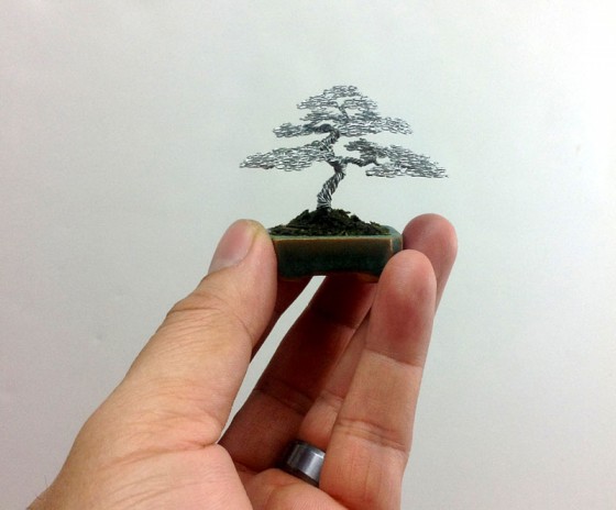 130509_miniature-wire-bonsai-tree-by-ken-to-1